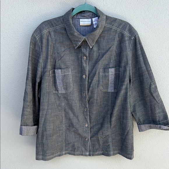 Alfred Dunner Woman Light Gray Button Front Shirt Tailored stitch details. 24W - Picture 1 of 5